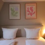 Homie Stay Schiestlstrasse - Moderne Dachgeschosswohnung Mit 2 Schlafzimmern