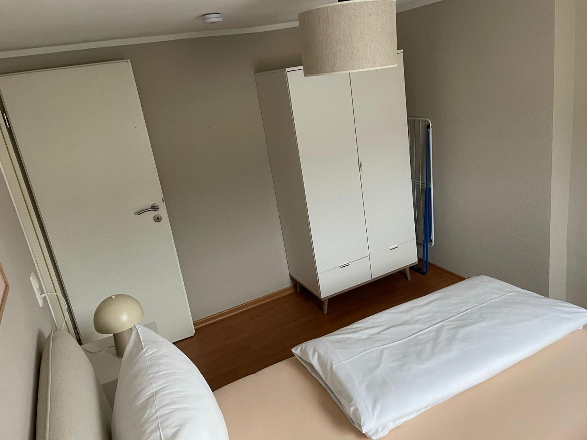Moderne Dachgeschosswohnung Mit 2 Schlafzimmern Apartment